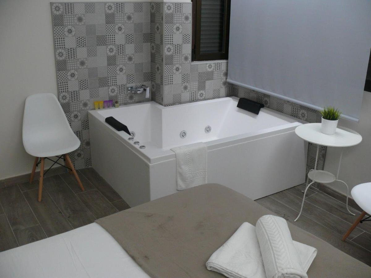 ולנסיה Hostal Letto Dal Mare מראה חיצוני תמונה