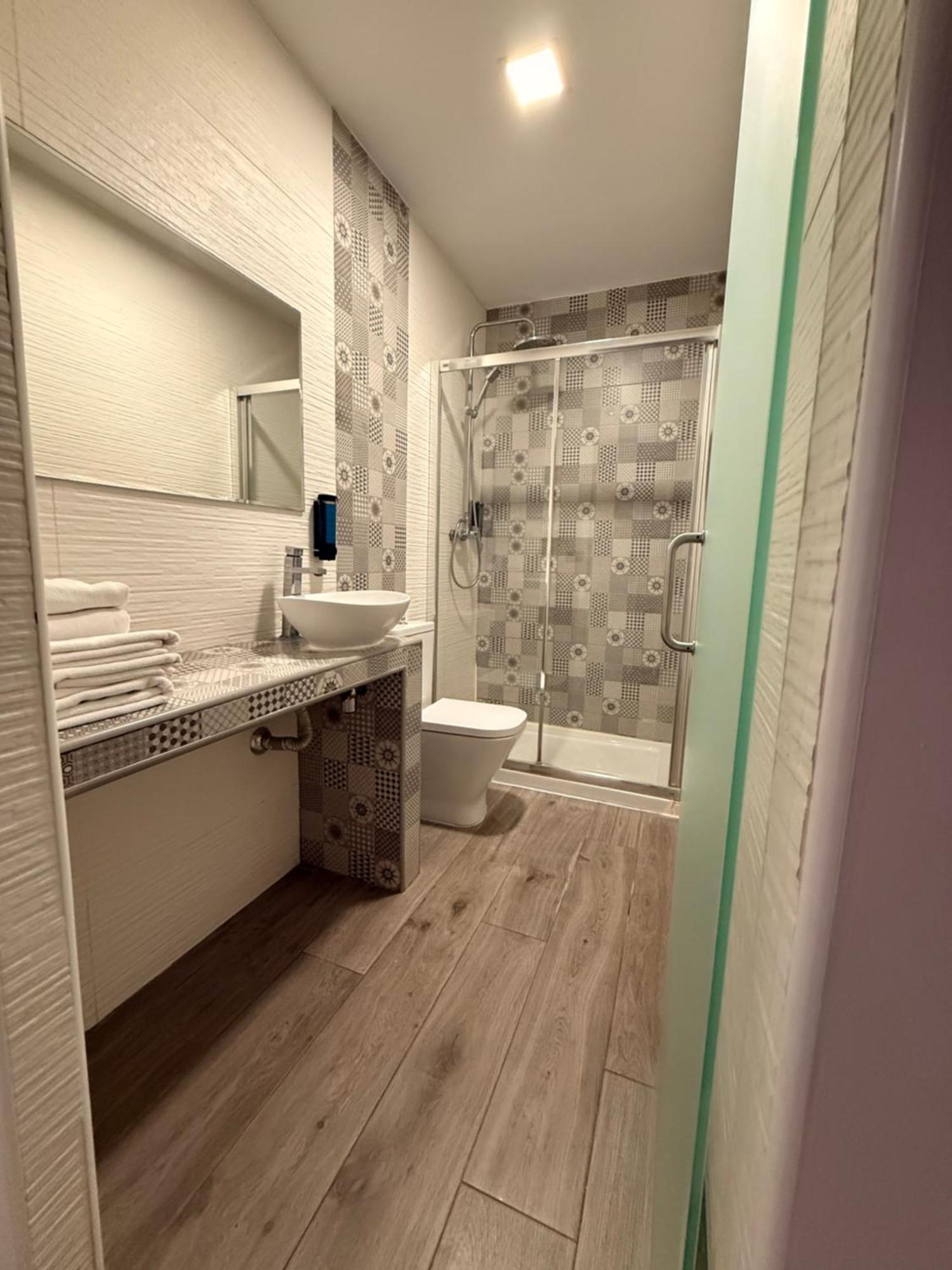 ולנסיה Hostal Letto Dal Mare מראה חיצוני תמונה